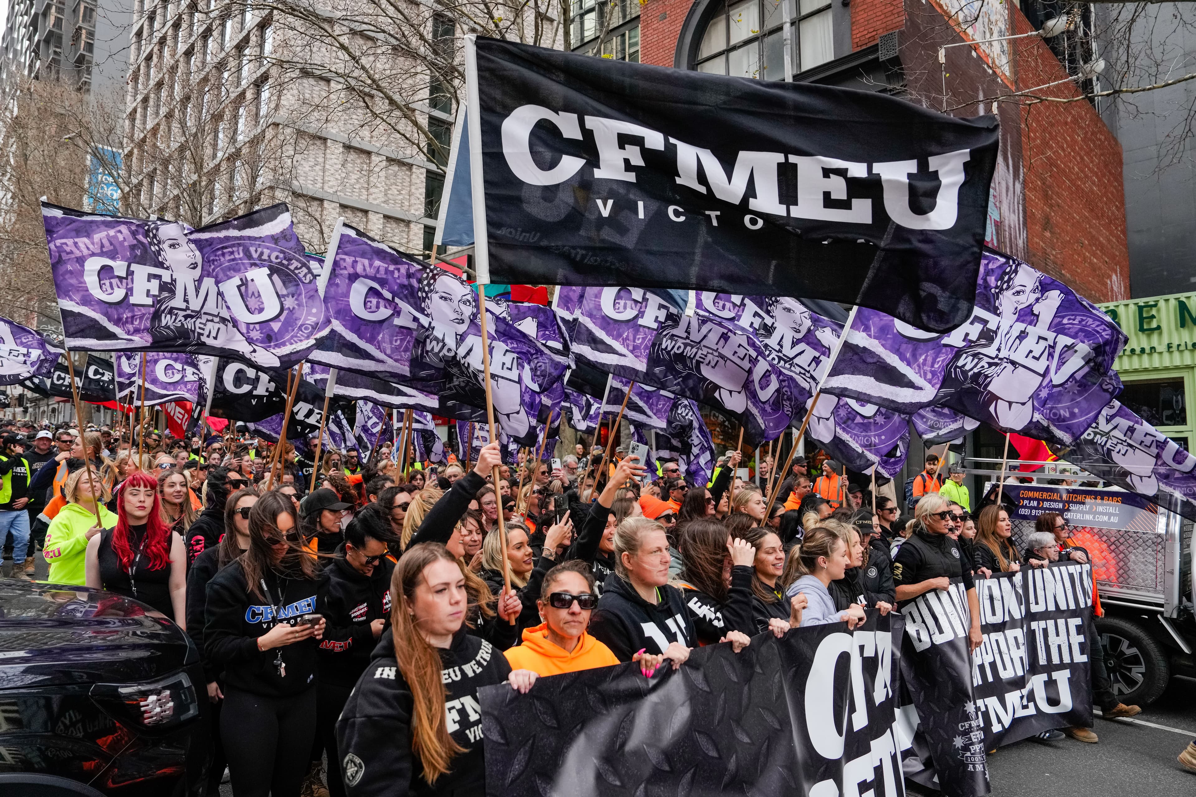 Victorian Govt called to investigate allegedly corrupt CFMEU