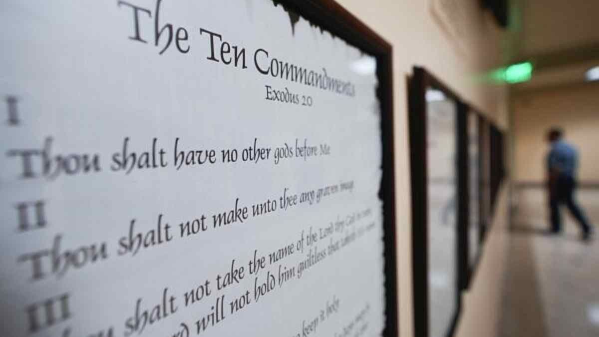 U.S. judge blocks Louisiana law on Ten Commandments in schools
