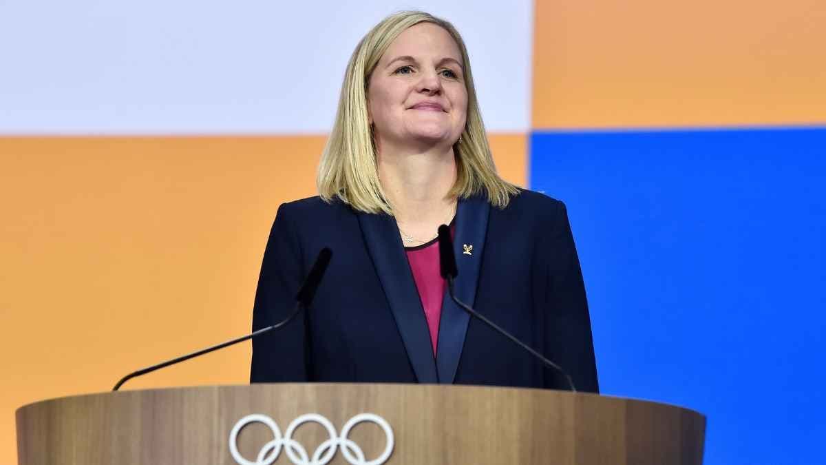 Transgender women banned from Olympic female events