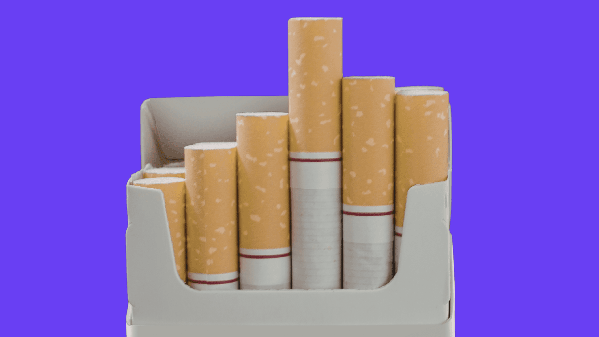 UK to stop those born after 2008 buying cigarettes, vapes