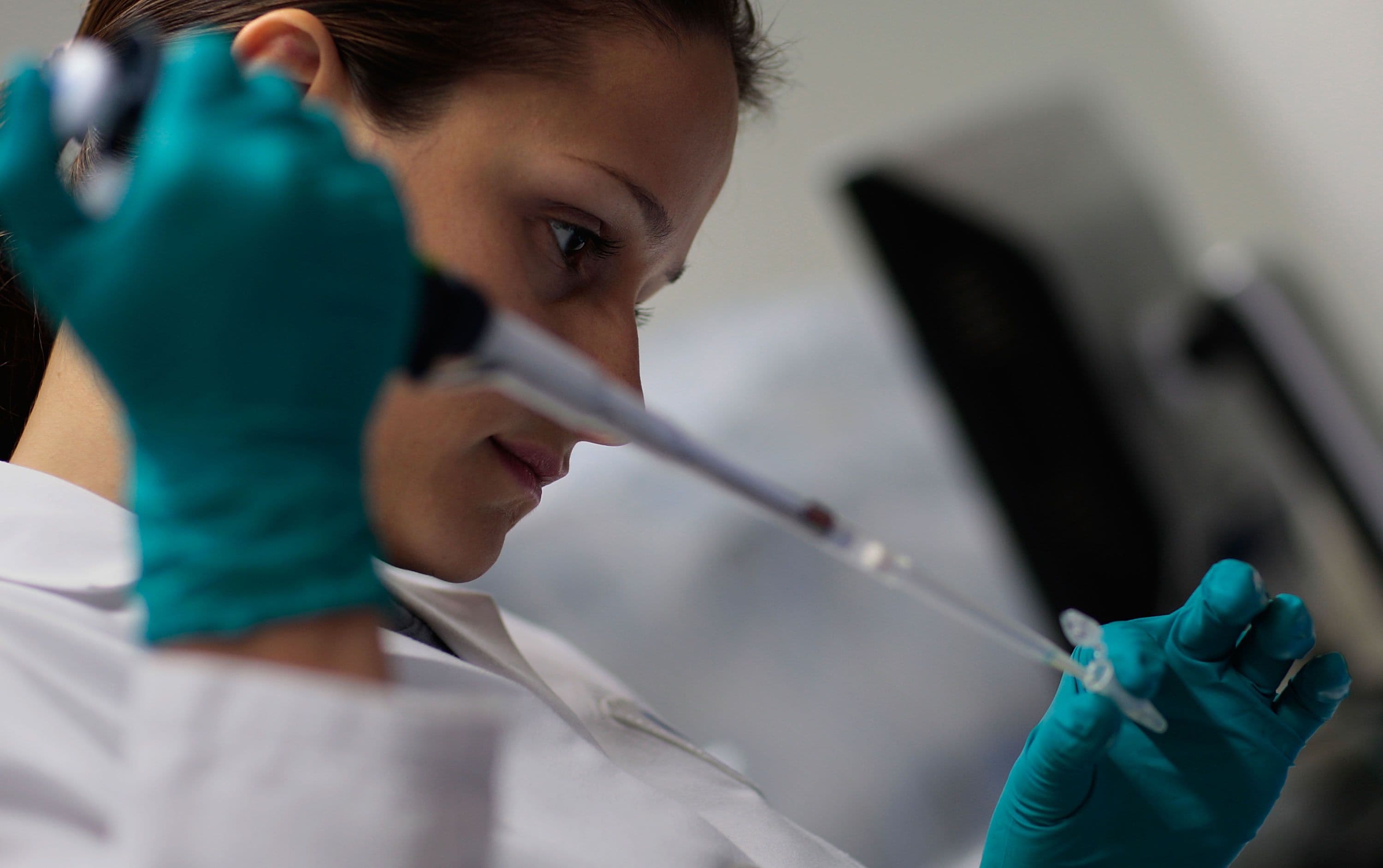 UN report says reduced funding for HIV may cause crisis