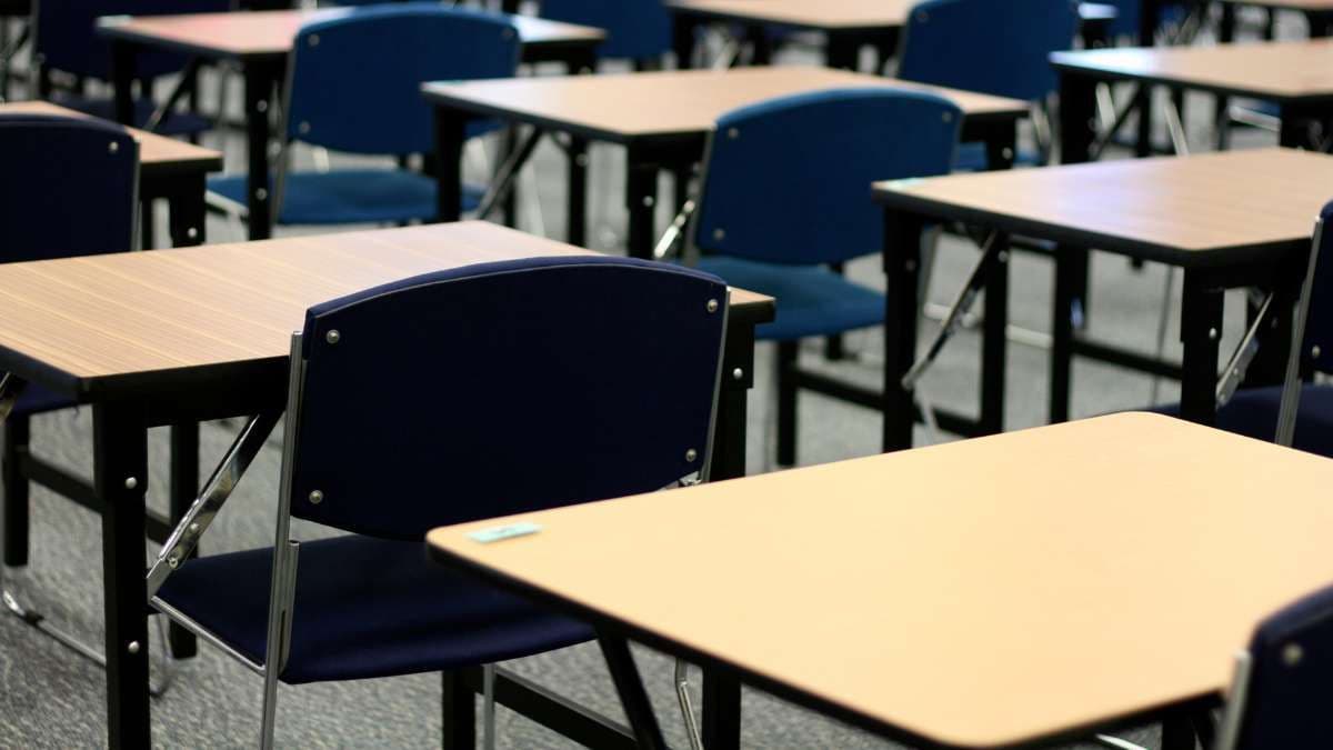 Head of agency overseeing VCE resigns over exam questions leak