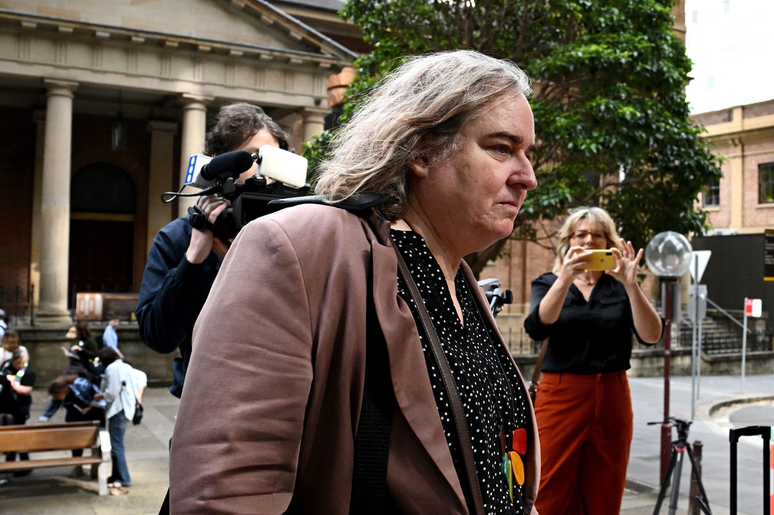 Roxanne Tickle sues for social media removal