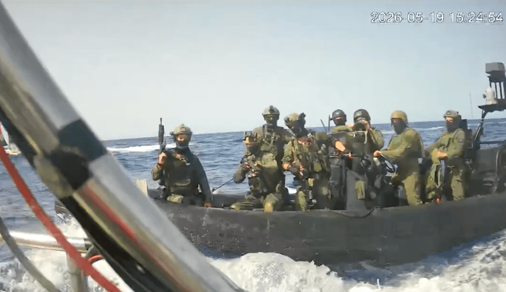 Israeli forces capture Gaza aid flotilla, including Aussies
