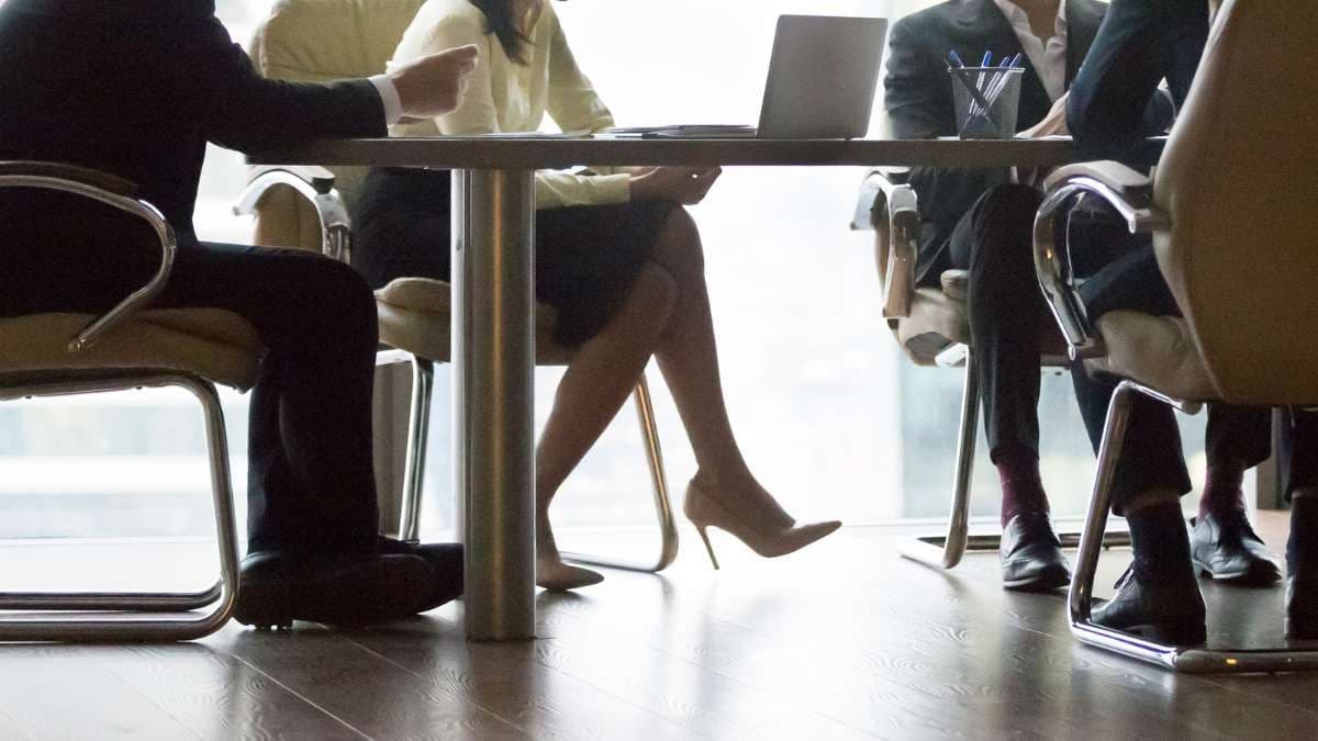 Gender pay gap for CEOs shows $159k male-female gulf