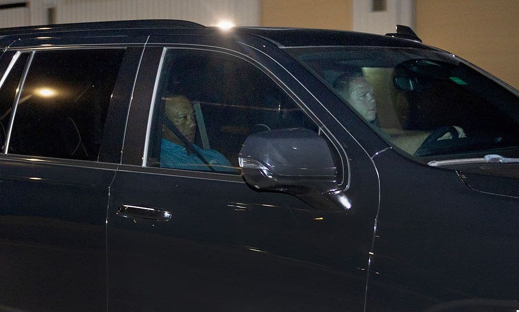 Tiger Woods charged with DUI following Florida car crash